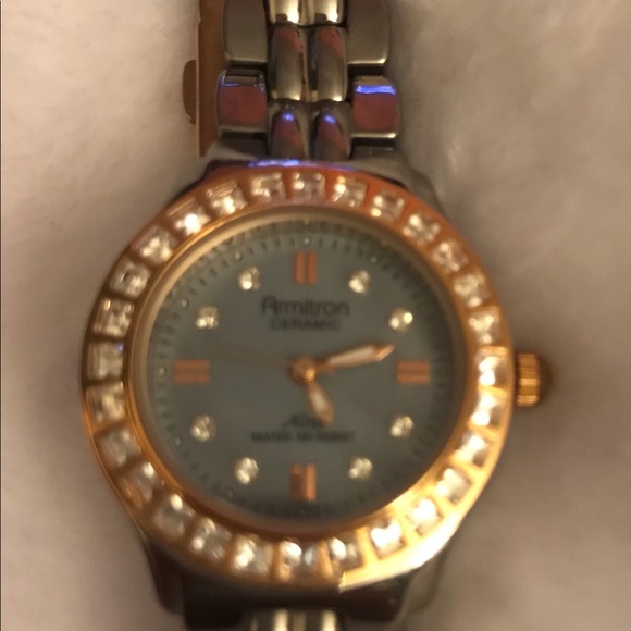 Watch women’s - Picture 2 of 9